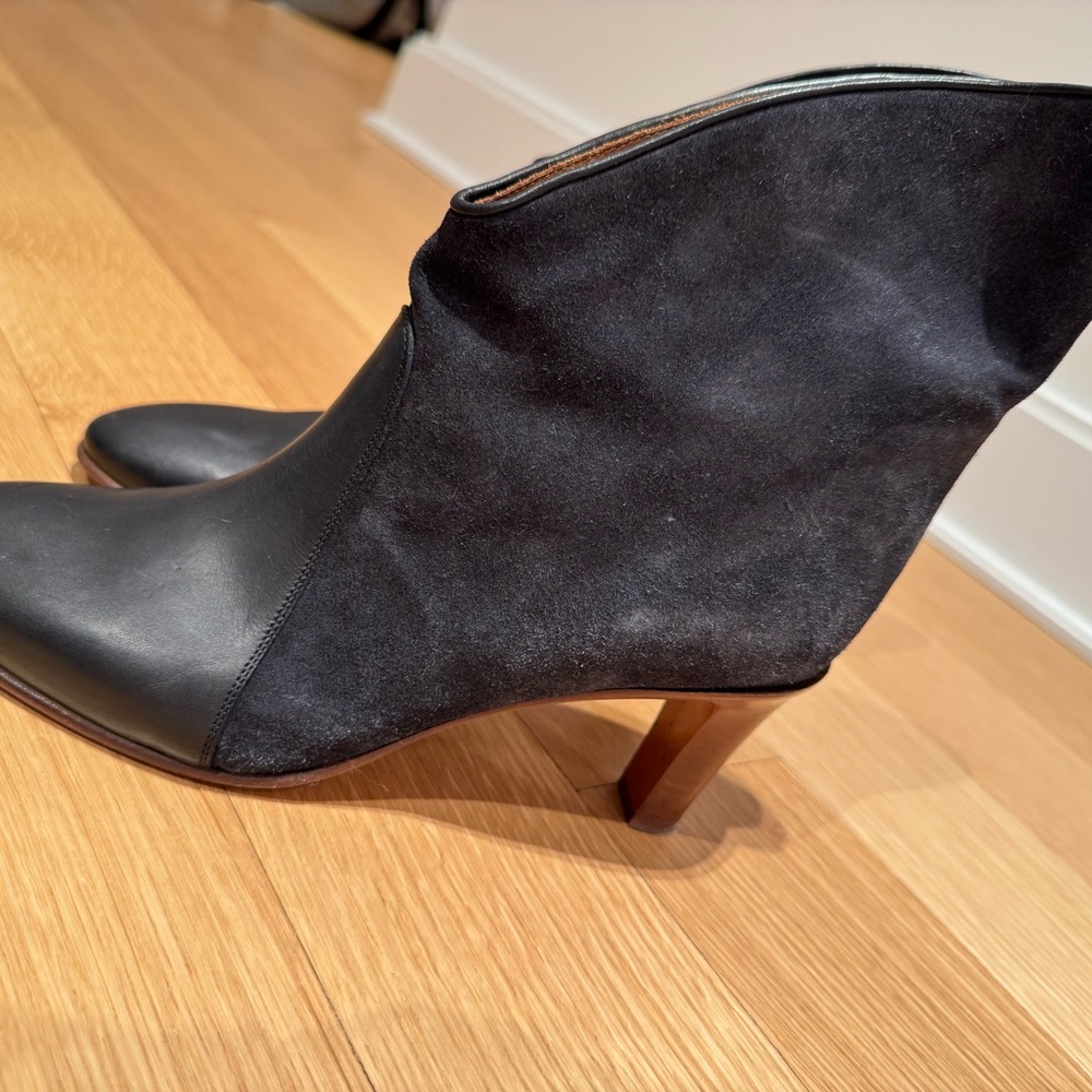 Chloe Suede and leather boots